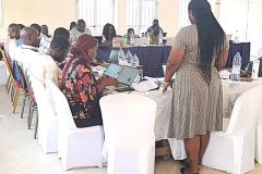Succes-de-la-formation-sur-le-logiciel-R-a-Mbalmayo-2